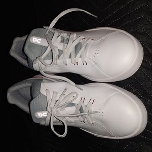 On Cloud The Roger Advantage Running Shoes